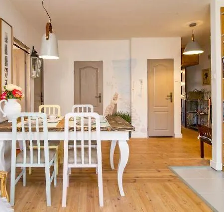 Happy Apartament Appartement *